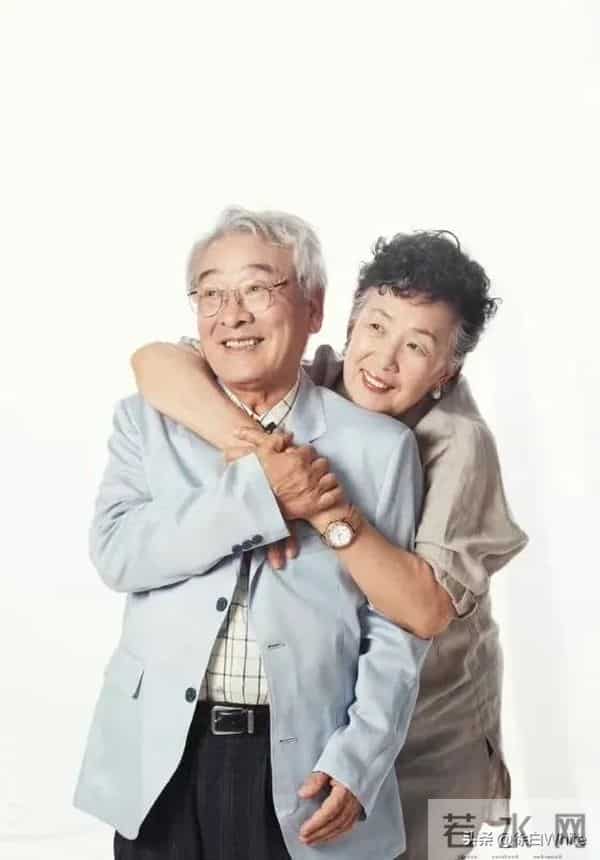 84岁罗文姬回应李顺载去世，深感悲痛，称两人原计划再合作一部剧