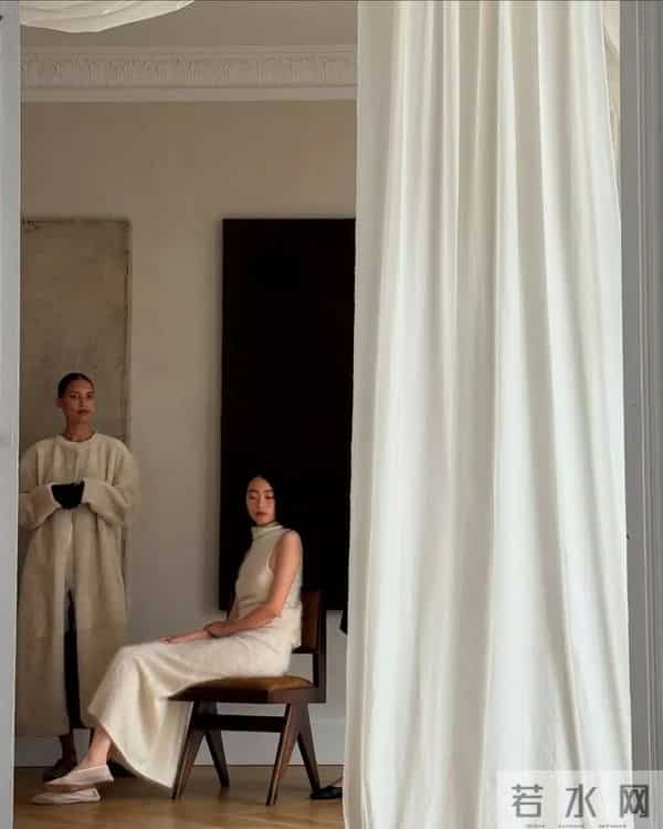 老钱风全面升级!“高净值穿搭”才是今秋顶流