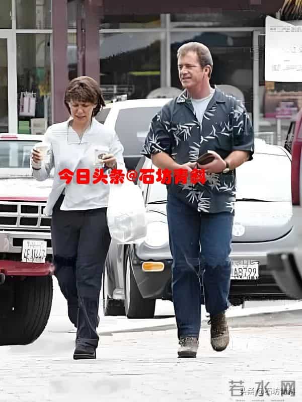 4.25亿美元离婚分手费!背叛前妻仍为他辩护,堕落断送巨星事业