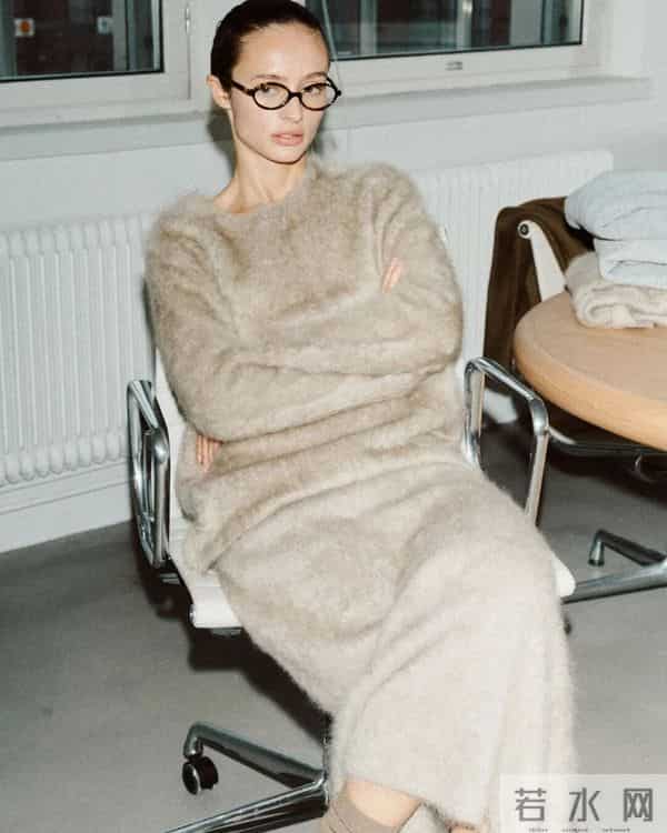 老钱风全面升级!“高净值穿搭”才是今秋顶流