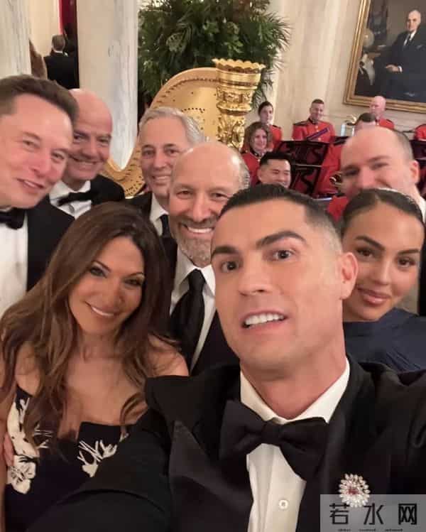 40岁C罗被爆整容,打肉毒杆菌除皱,浓眉不是天生每年600英镑维持