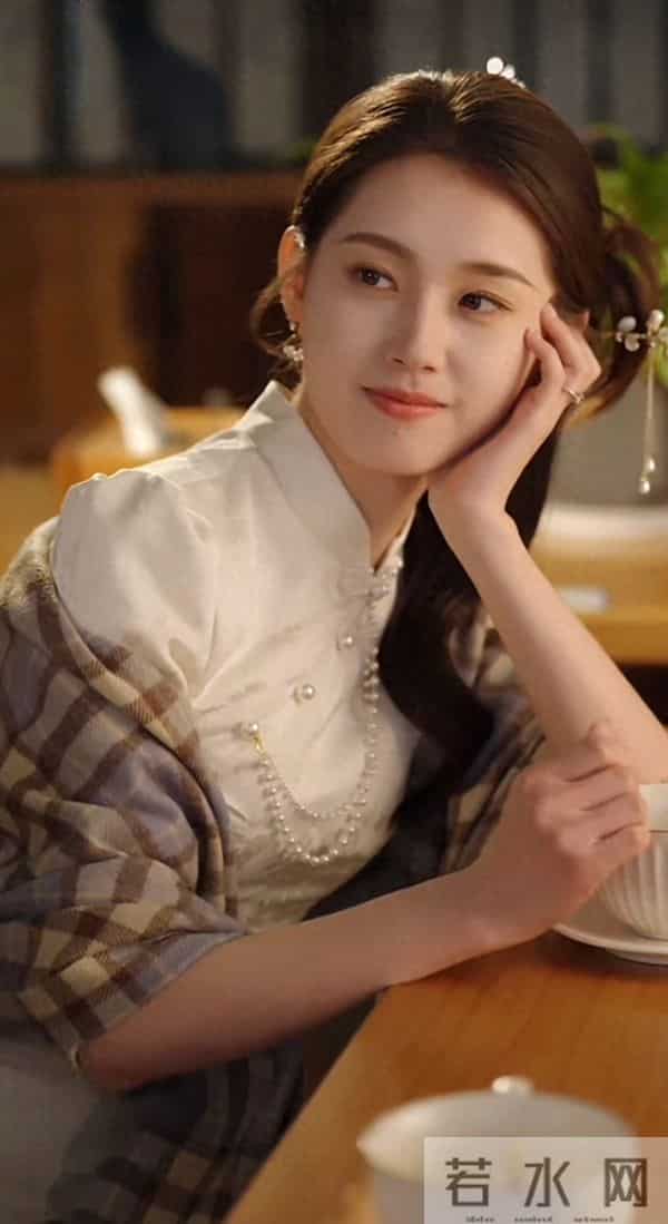 24位短剧旗袍女神 一个比一个漂亮 哪个在你心目中略胜一筹?