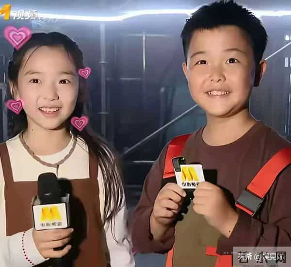 网友:陈思诚祖宗18代都要感谢佟丽娅,他生了一个缩小版的自己