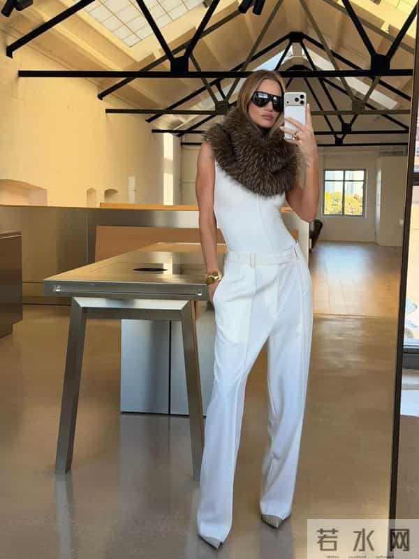 老钱风全面升级!“高净值穿搭”才是今秋顶流