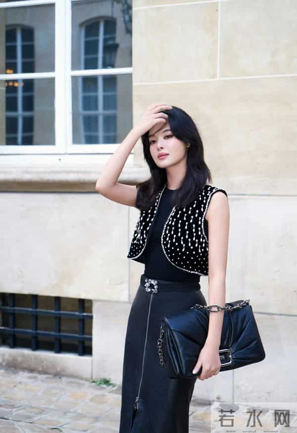 辛芷蕾写真美图