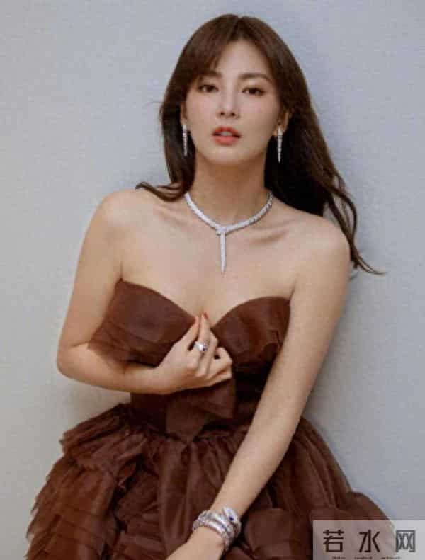 张雨绮“敢爱敢恨”,从浪姐舞台到婚姻迷局,一次物业费扯出真相