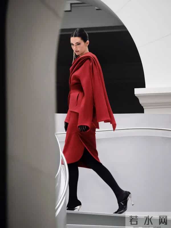 老钱风全面升级!“高净值穿搭”才是今秋顶流