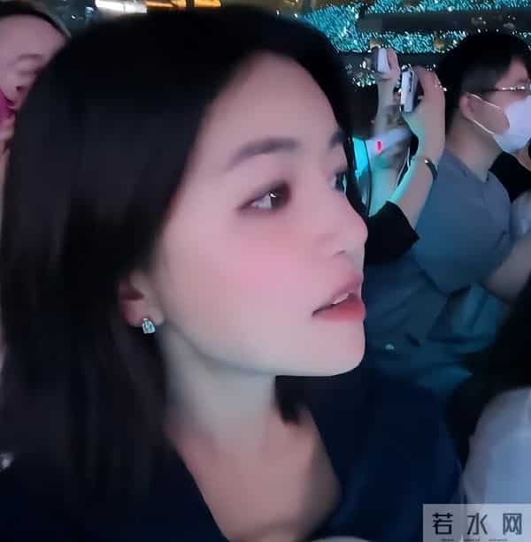 陈晓离婚后骨瘦如柴,陈妍希却判若两人,这对比太现实