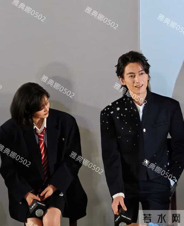 天啊,陈晓怎么瘦脱相了? 猛一看以为是朱一龙或魏晨差点没认出来