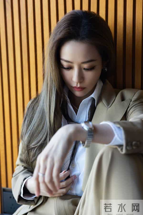 赚再多也没用?张靓颖如今的现状,给所有41岁以上的女星提了个醒