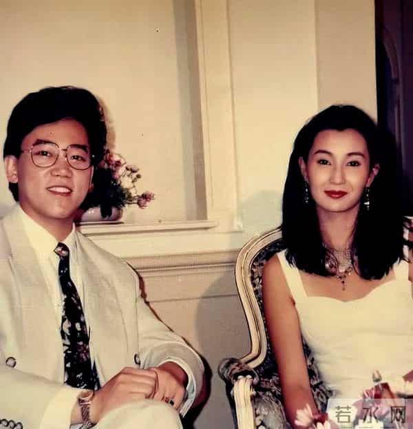 前广东台主持陈维聪:家人等他 10 年,如今成网红,老婆仍风韵