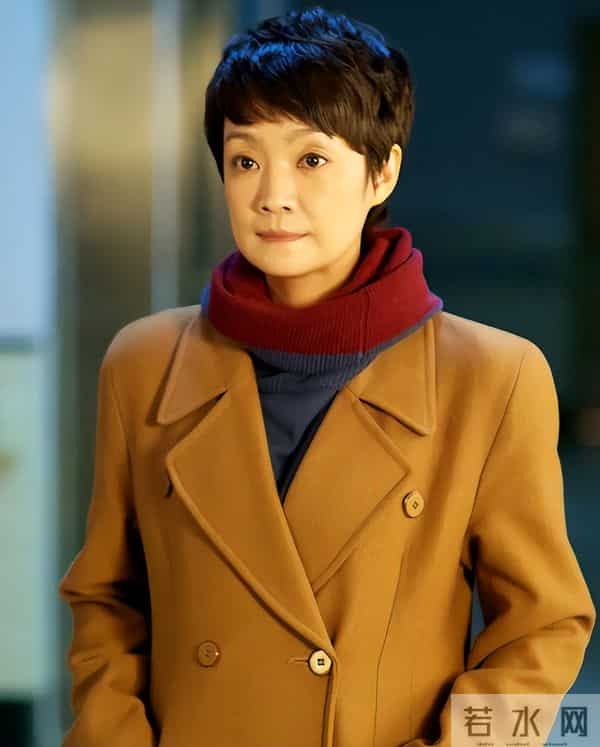 与王海燕离婚传闻真相大白1年,55岁张嘉益近况曝出,一点不意外