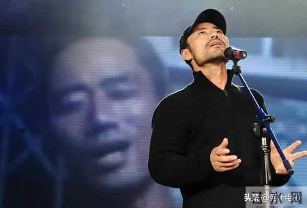 负债累累、风餐露宿、锒铛入狱，星光大道草根歌手如今现状太落魄