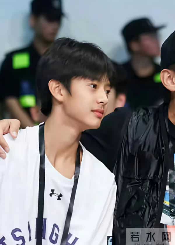 孙俪的儿子跟她长得太像了,长成这样的星二代进娱乐圈才有说服力