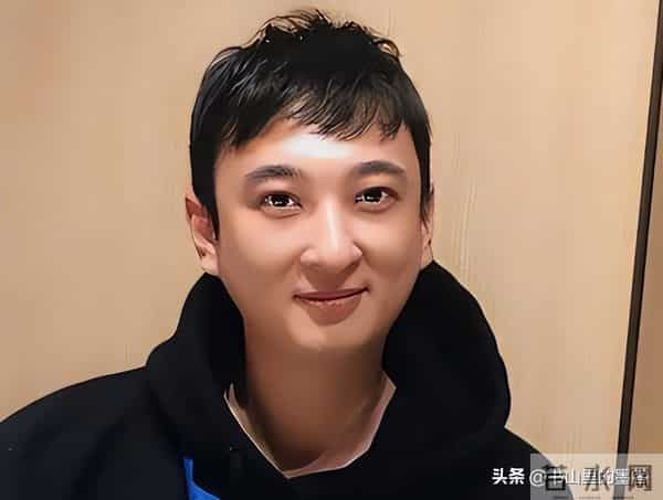 王思聪前女友官宣恋情,男方出手阔绰是富二代,难怪送闪闪回老家