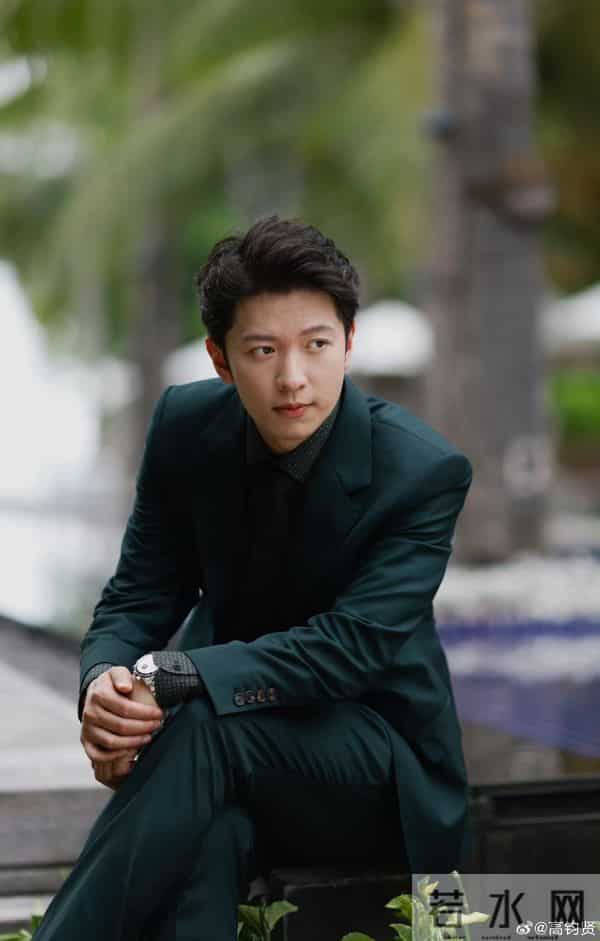 好惨!知名港星妻子公司上市后被传勒令停牌,当事人罕见回应