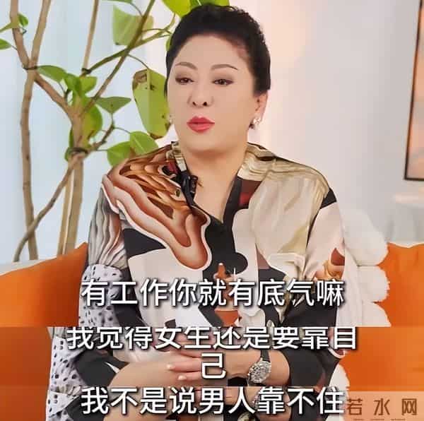 出轨风波2个月后,独自带娃逛街的郭碧婷,揭开了向佐仅剩的体面