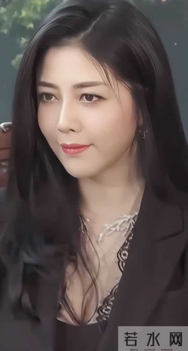 女神韩瑜年轻时感觉一般,老了反而更成熟性感有魅力了