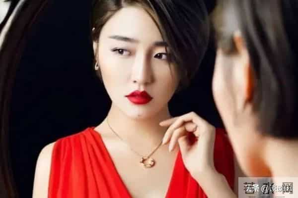 宁做“逆徒”也不和解，因钱和赵本山反目的张玉娇，如今过得如何