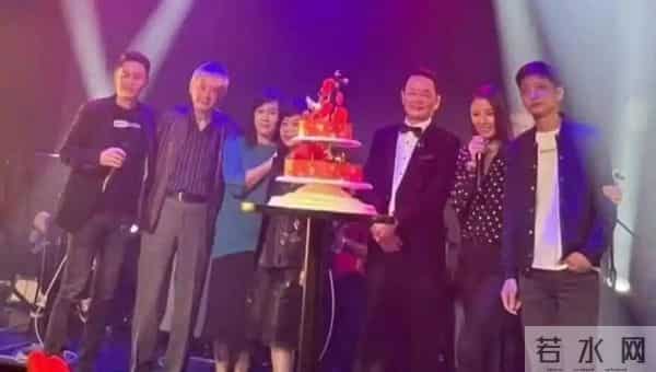 花无百日红!49岁林心如断崖式衰老,紫薇格格也老了,法令纹明显