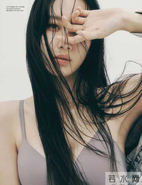 文佳瑛的身材穿CK太绝了|韩国时尚芭莎