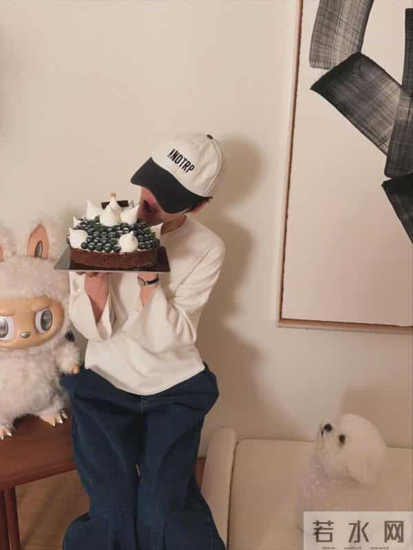 为什么全网都模仿不了宋慧乔?42岁生日宴细节曝光,答案藏不住了