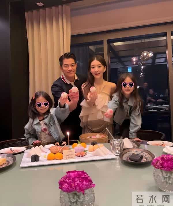 郭富城老婆出月子晒照,S型身材没小肚子 状态恢复神速还能拼四胎