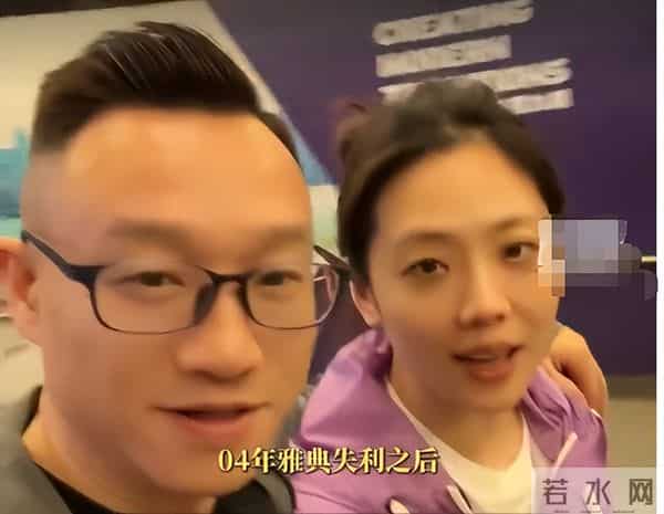 杨威一家武汉露营被偶遇,杨云面黄唇白气色差,低调看房欲买豪宅