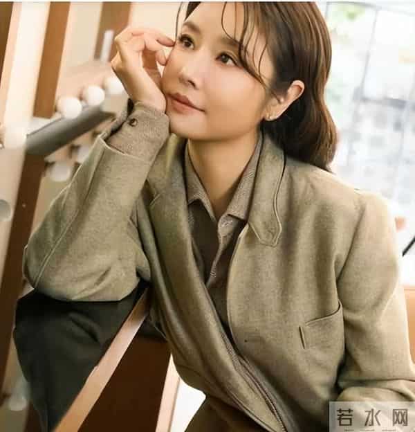 花无百日红!49岁林心如断崖式衰老,紫薇格格也老了,法令纹明显