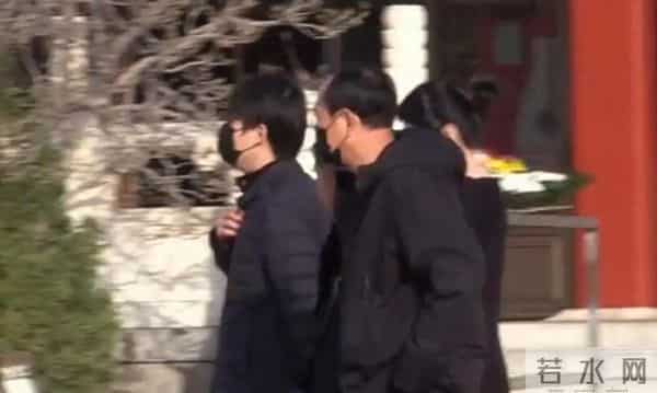 蔓娱独家：唐嫣用行动击碎婚变谣言，细节见证真爱