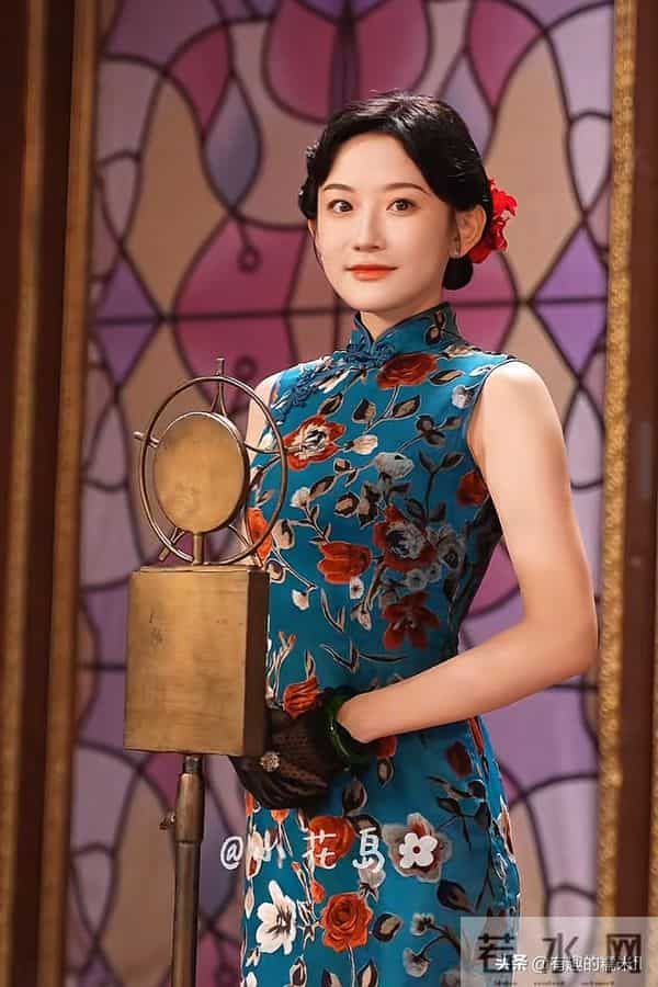 当韩雨彤碰到郭宇欣，差距一目了然，才懂郭宇欣为什么火了！