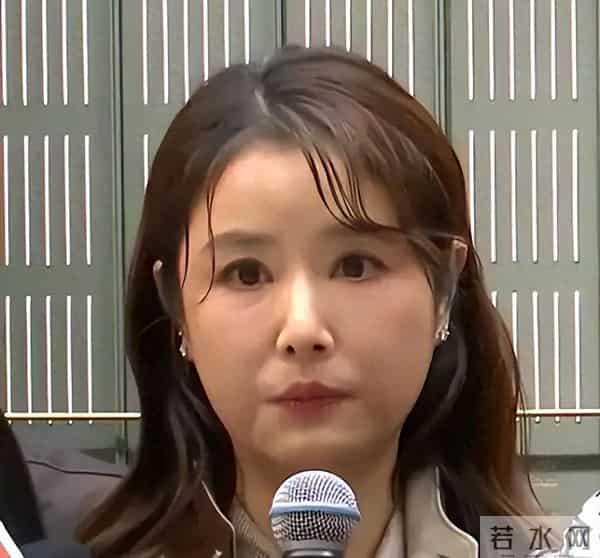 花无百日红!49岁林心如断崖式衰老,紫薇格格也老了,法令纹明显