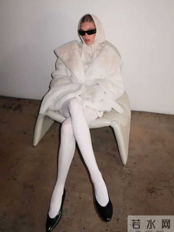 老钱风全面升级!“高净值穿搭”才是今秋顶流