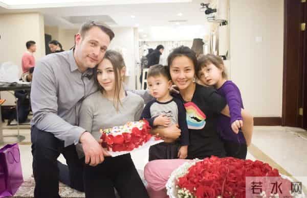 马雅舒女儿12岁生日,米雅大眼睛像爸爸,五官巨美漂亮的让人羡慕