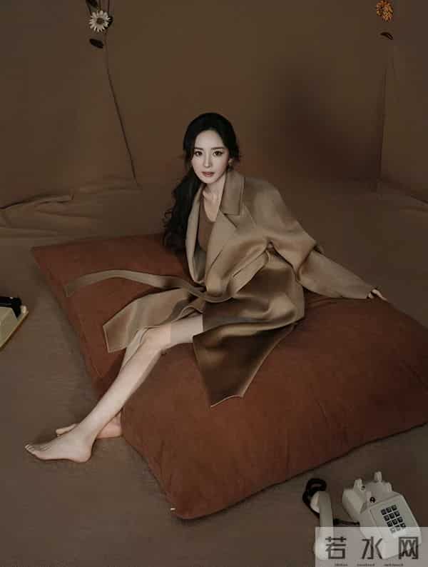 我家的床很大---杨幂