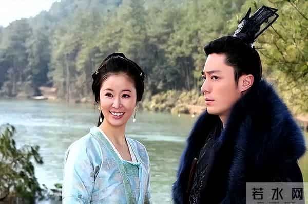 花无百日红!49岁林心如断崖式衰老,紫薇格格也老了,法令纹明显