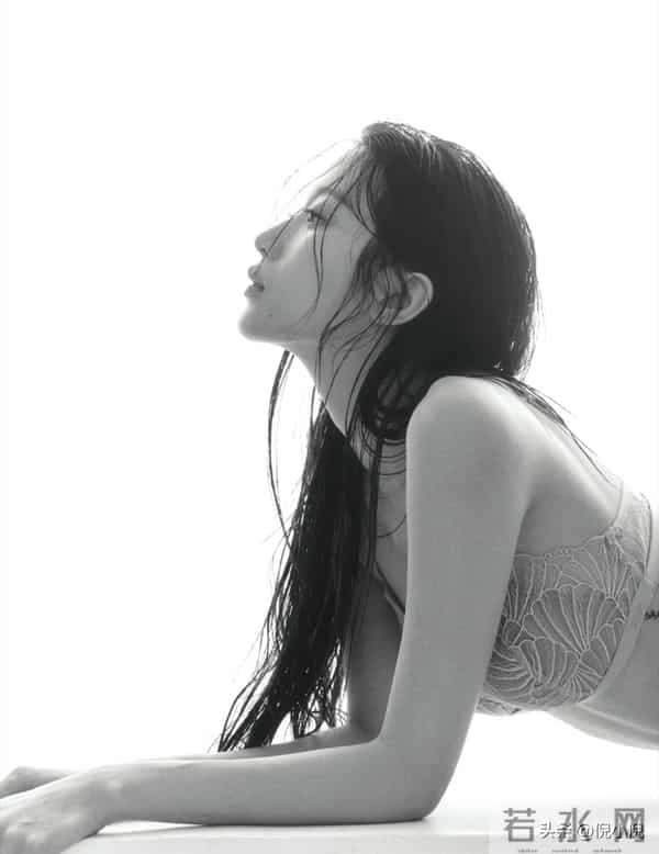 文佳瑛的身材穿CK太绝了|韩国时尚芭莎