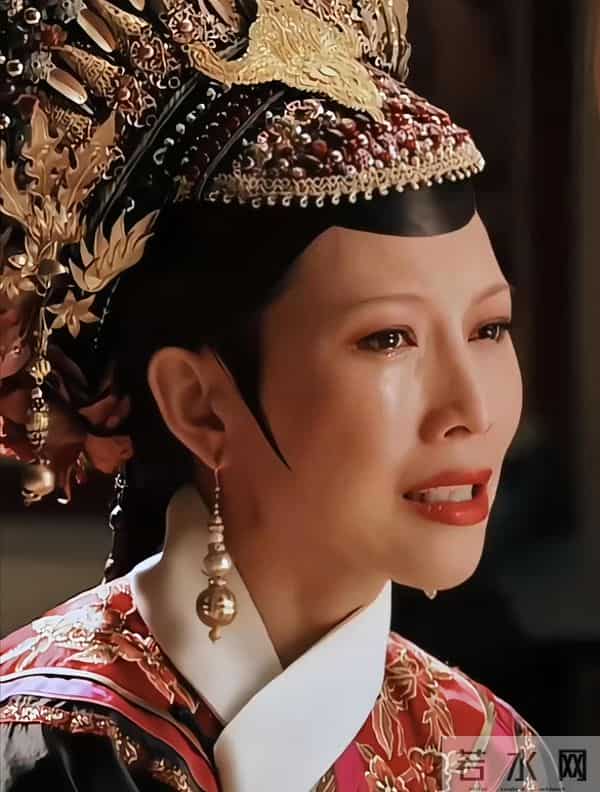 落地凤凰不如鸡？52岁蔡少芬为钱奔波瘦脱相，被王晶嘲讽不上进