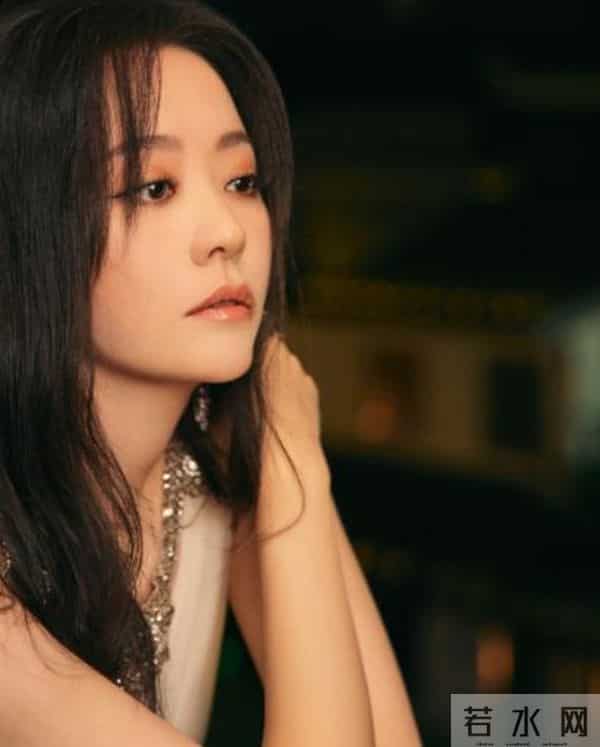 赚再多也没用?张靓颖如今的现状,给所有41岁以上的女星提了个醒