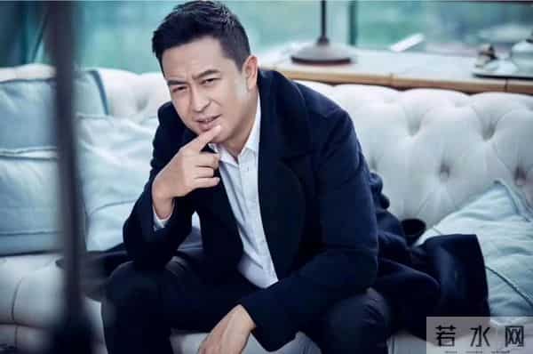 与王海燕离婚传闻真相大白1年,55岁张嘉益近况曝出,一点不意外