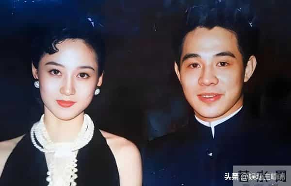 利智算不算顶级大美人？看看她和关之琳、翁虹的合照就有答案了