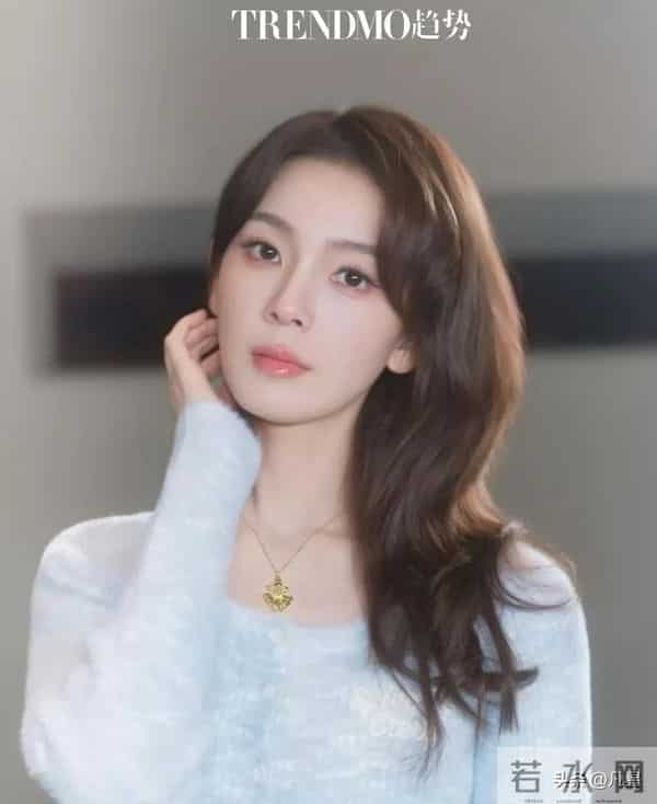 陈瑶,简约穿搭,也能出高级感