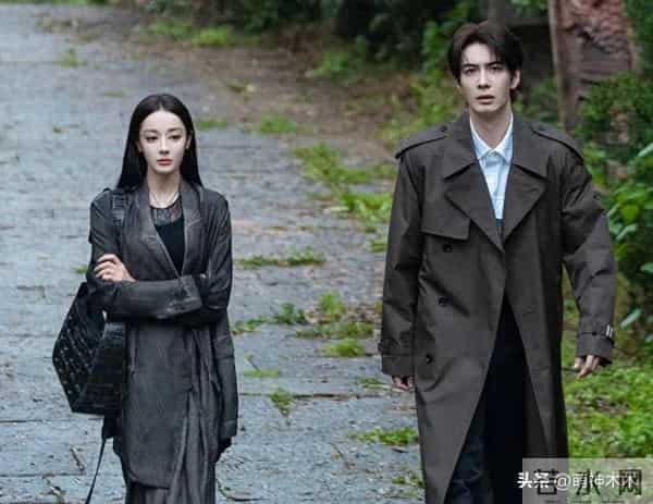 热巴新剧不及预期，出道12年无爆剧遭质疑，比起演员更像毯星