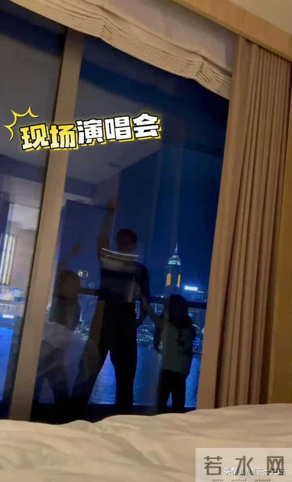 方媛出月子首晒照 身材丰腴前凸后翘 三胎满月郭富城开心得直跳舞