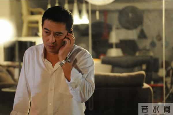 与王海燕离婚传闻真相大白1年,55岁张嘉益近况曝出,一点不意外