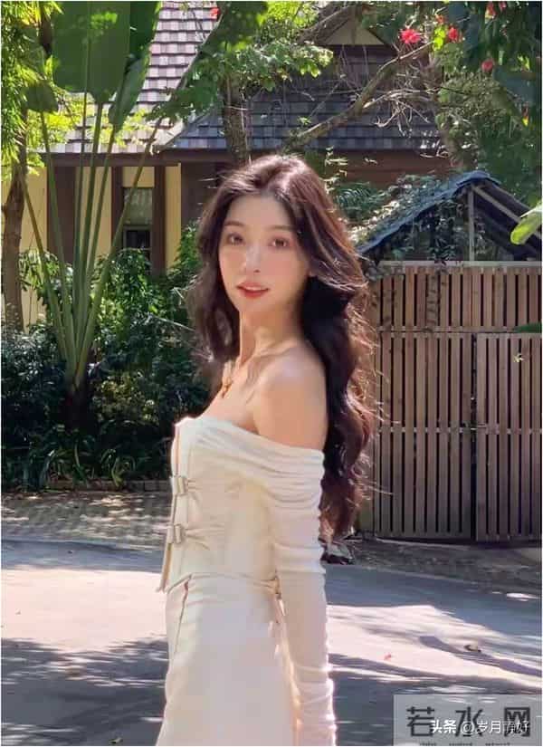 纯欲女神易梦玲，黑料被扒，5年前还是三线网红，23岁身价8位数