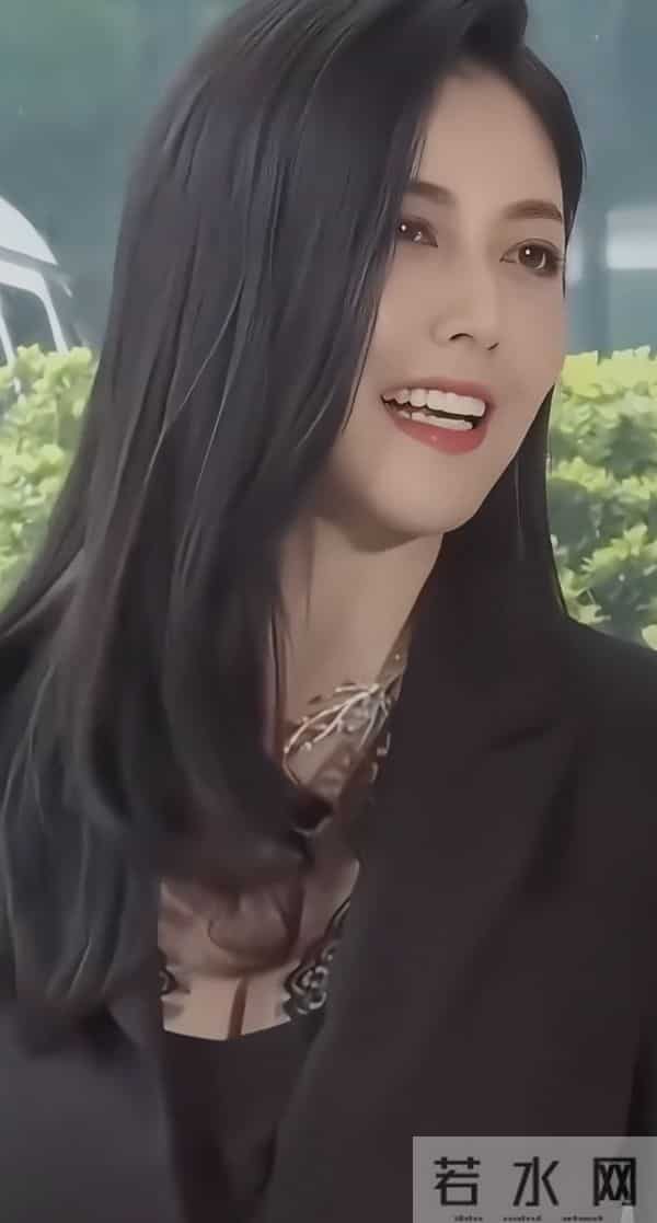 女神韩瑜年轻时感觉一般,老了反而更成熟性感有魅力了