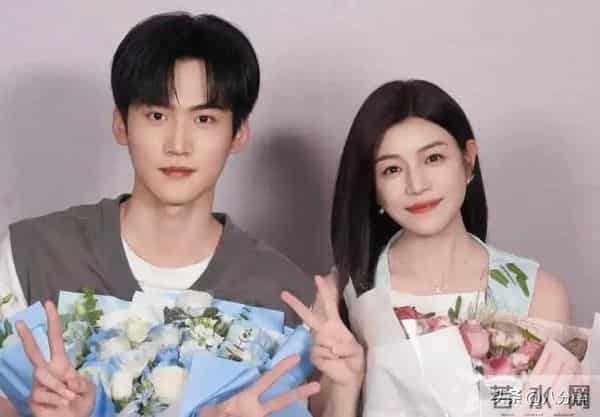 陈晓瘦脱相惊呆网友!离婚后眼里仍无光,状态惨输前妻陈妍希