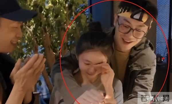 得罪郭麒麟6年后，再看朱亚文现状，如今的他已彻底走上文章老路