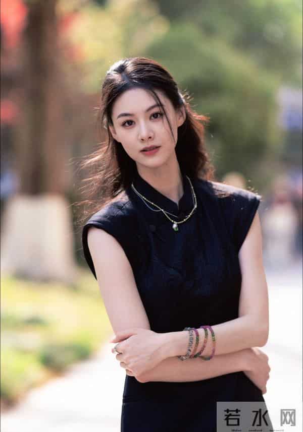 24位短剧旗袍女神 一个比一个漂亮 哪个在你心目中略胜一筹?